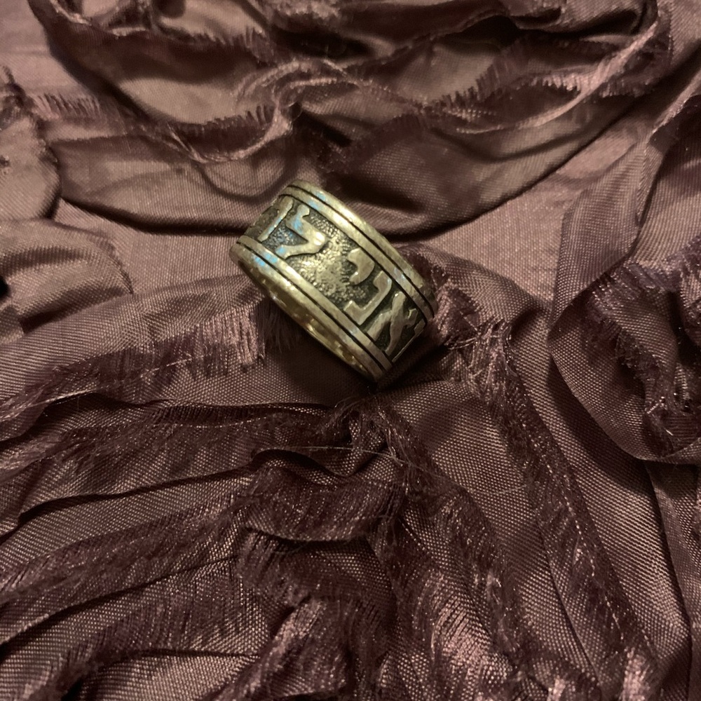 James Avery women’s ring